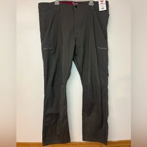 Wrangler All Terrain Cargo Pants Men’s 42x30 Dark Gray Straight Fit NWT